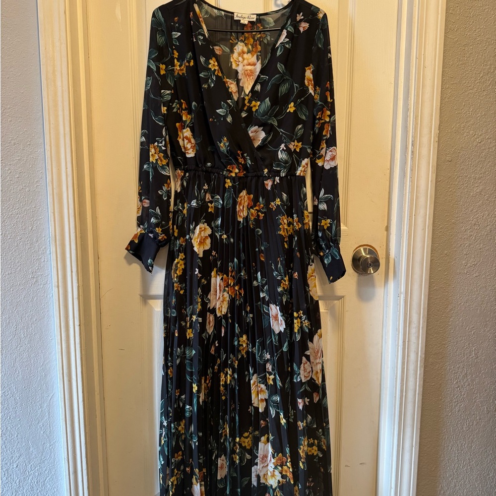 Chic Long Sleeve Floral Maxi Dress